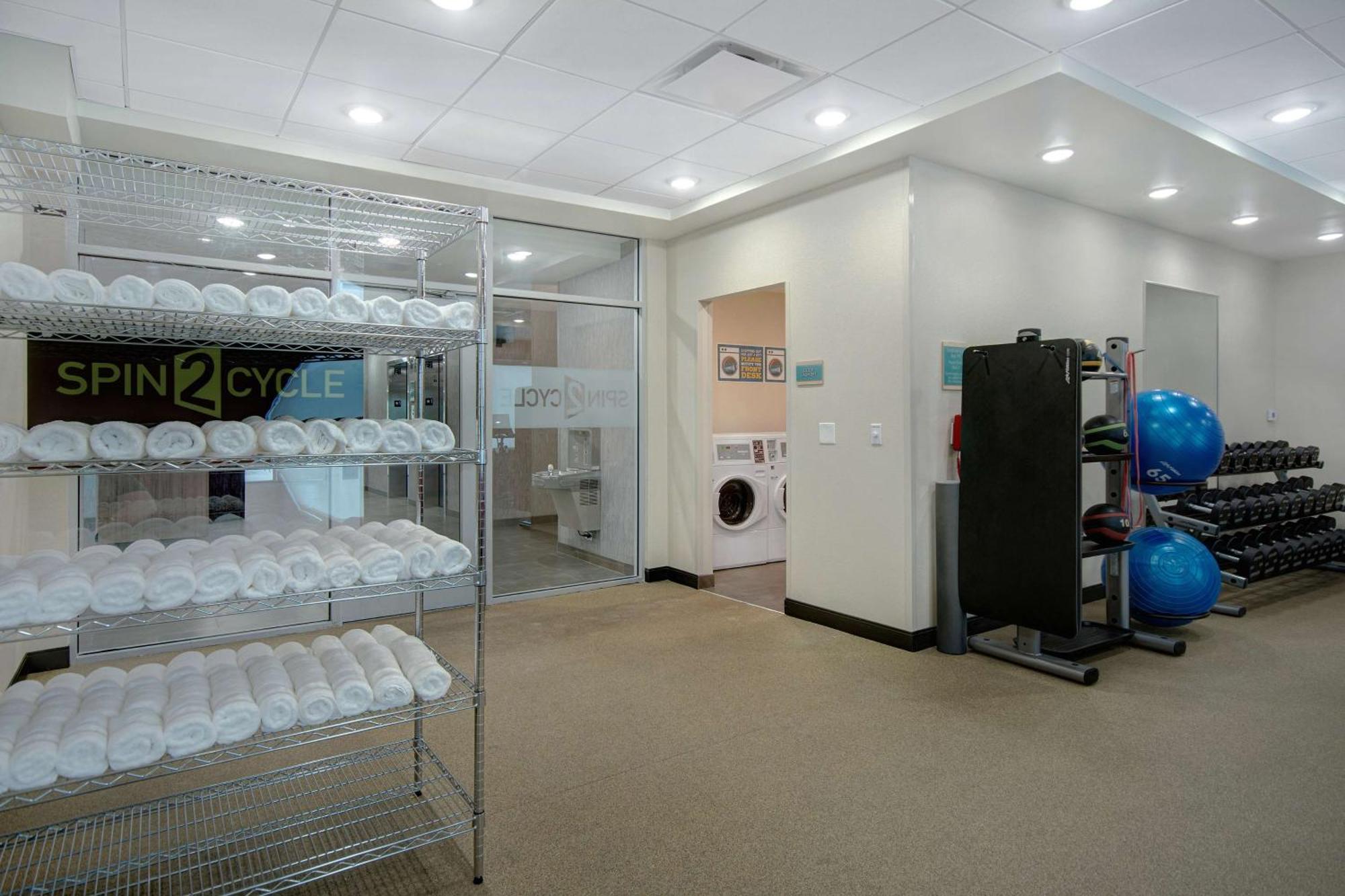 Home2 Suites By Hilton Grand Rapids Airport Kentwood Extérieur photo