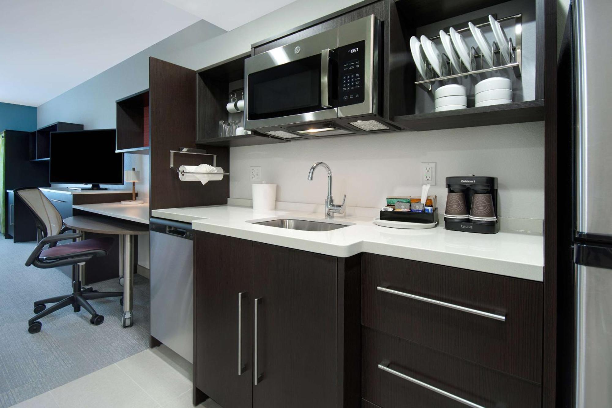 Home2 Suites By Hilton Grand Rapids Airport Kentwood Extérieur photo